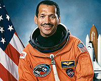 Obama names first African American to lead NASA