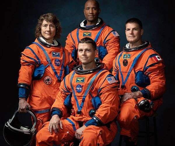 U.S. Navy pilot to become first person of color to go to the moon