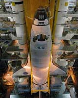 Discovery Enters Vehicle Assembly Building