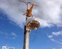 NASA pushes flying saucer parachute test to Thursday