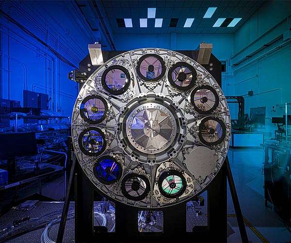 Roman infrared survey to chart hidden structure of Milky Way