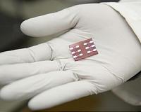 UChicago-Argonne National Lab team improves solar-cell efficiency