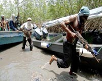 Nigeria to begin re-training ex-oil rebels : defence minister