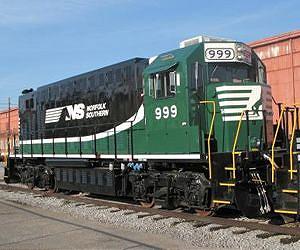 Researchers seek longer battery life for electric locomotive