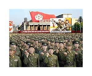 N. Korea stages mass rally, vows to strike US targets