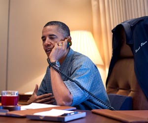 Obama calls Philippine president in wake of typhoon