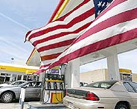 Midwest gas prices pull national average higher