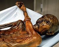 Stone Age mummy still revealing secrets, 25 years on