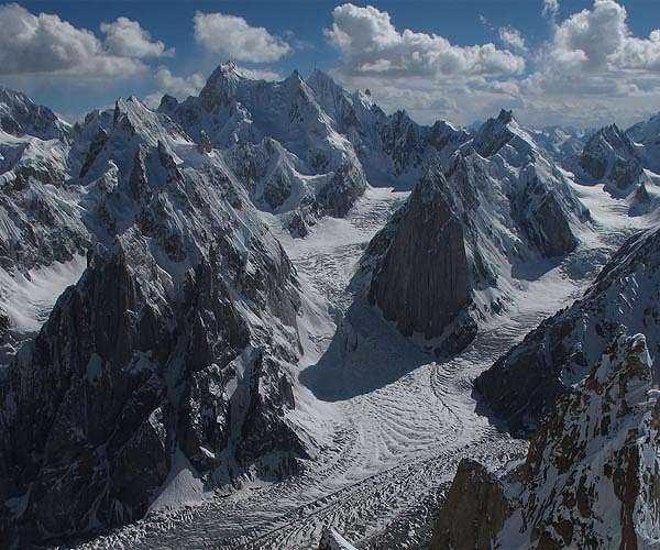 Lack of snow sparks worry for drought-hit Afghanistan