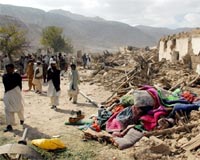 Crackdown hampers earthquake relief in Pakistan