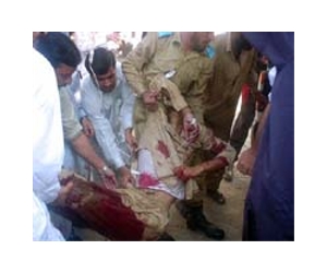 Gunmen attack Pakistan air base, 8 dead: officials