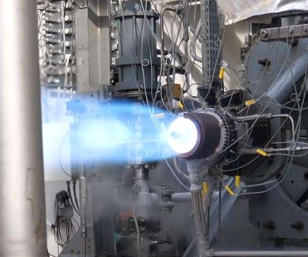 Pangea Aerospace hot fire tests the first MethaLox aerospike engine in the world