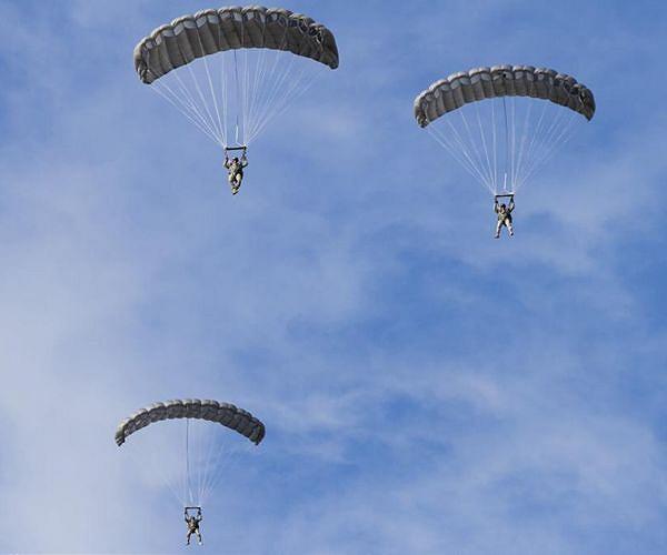 Two Russian paratroopers die in Belarus drills jump