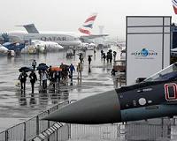 Green love-in at Paris Air Show but weaker sales