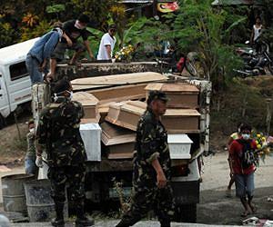 More help arrives for Philippine flood victims
