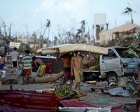 Philippine typhoon survivors brace for new storm