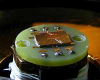 Research gives optical switches the 'contrast' of electronic transistors