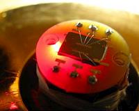 New chiral property of silicon, with photonic applications found