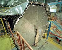 Scientists Work To Detect Mysterious Neutrinos