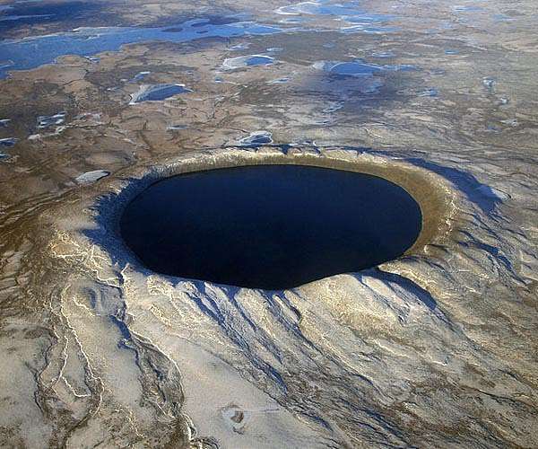 Number of ancient Martian lakes might be dramatically underestimated