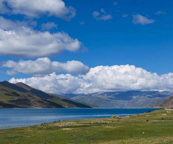 Tibetan Plateau water stores under threat: study
