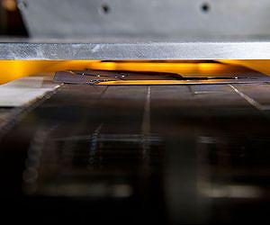 Device Tosses Out Unusable PV Wafers