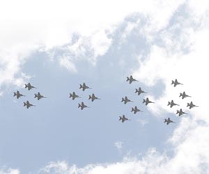 Australia sets out F-18 maintenance tender