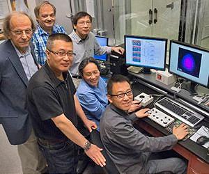 Nanocrystal Catalyst Transforms Impure Hydrogen into Electricity