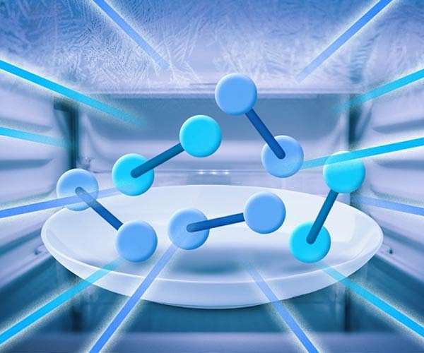 In a first, scientists capture a 'quantum tug' between neighboring water molecules
