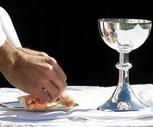 New Zealand honours quake dead, one year on