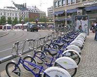 Drivers see red over Oslo's green 'war on cars'