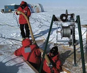 Ethane levels yield information about changes in greenhouse gas emissions