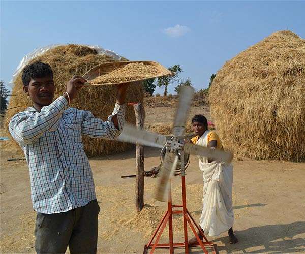 Twitter blocks accounts over India farm protests on gov't order