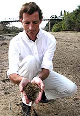 Sand Chokes Life From Australia's Drought-Stricken Rivers