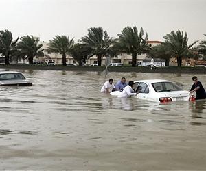 Rare downpours and floods hit Saudi capital