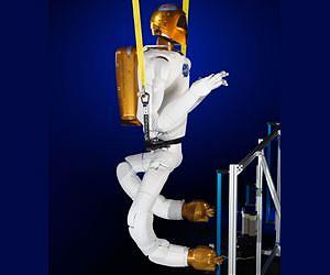NASA Developing Legs for ISS Robonaut 2