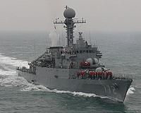 Relatives protest visit by N. Korea general blamed for warship sinking