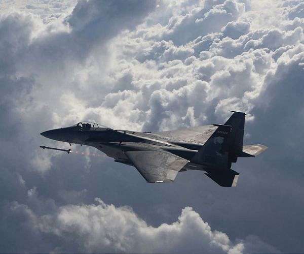 RTX's Raytheon secures $736 million contract to produce AIM-9X missiles