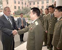 Rumsfeld Shares Transformation Philosophy With Chinese Military