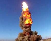 Putin threatens to target West with new missiles