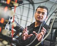 UT Arlington physics group combining photonics and biotech