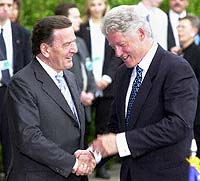 Schroeder Warns Clinton That Missile Shield Could Reignite Arms Race