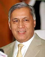 Pakistani PM Reaffirms Commitment To US