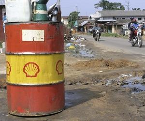 Oil thieves cripple Nigeria's production, cost state $5B a year