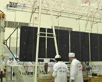 Solar Panels Supply Energy For Shenzhou-7