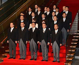 Abe's top cabinet posts filled by old allies