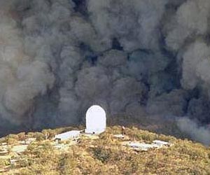 Fire hits top Australian telescope site