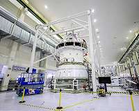 NASA begins installing orion adapter for first Aartemis lunar flight
