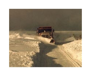 Snow blocks in tens of thousands as cold death toll rises