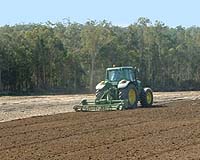 mojoRTK Steers CCD Tractors With the John Deere GreenStar System